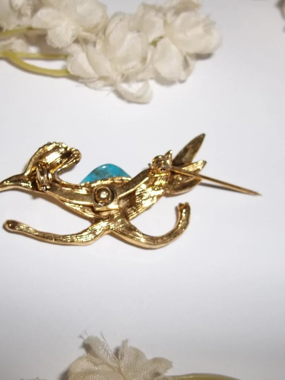 Vintage Brooch Pin Road Runner Faux Turquoise Blue Gold Tone Bird Lover D847